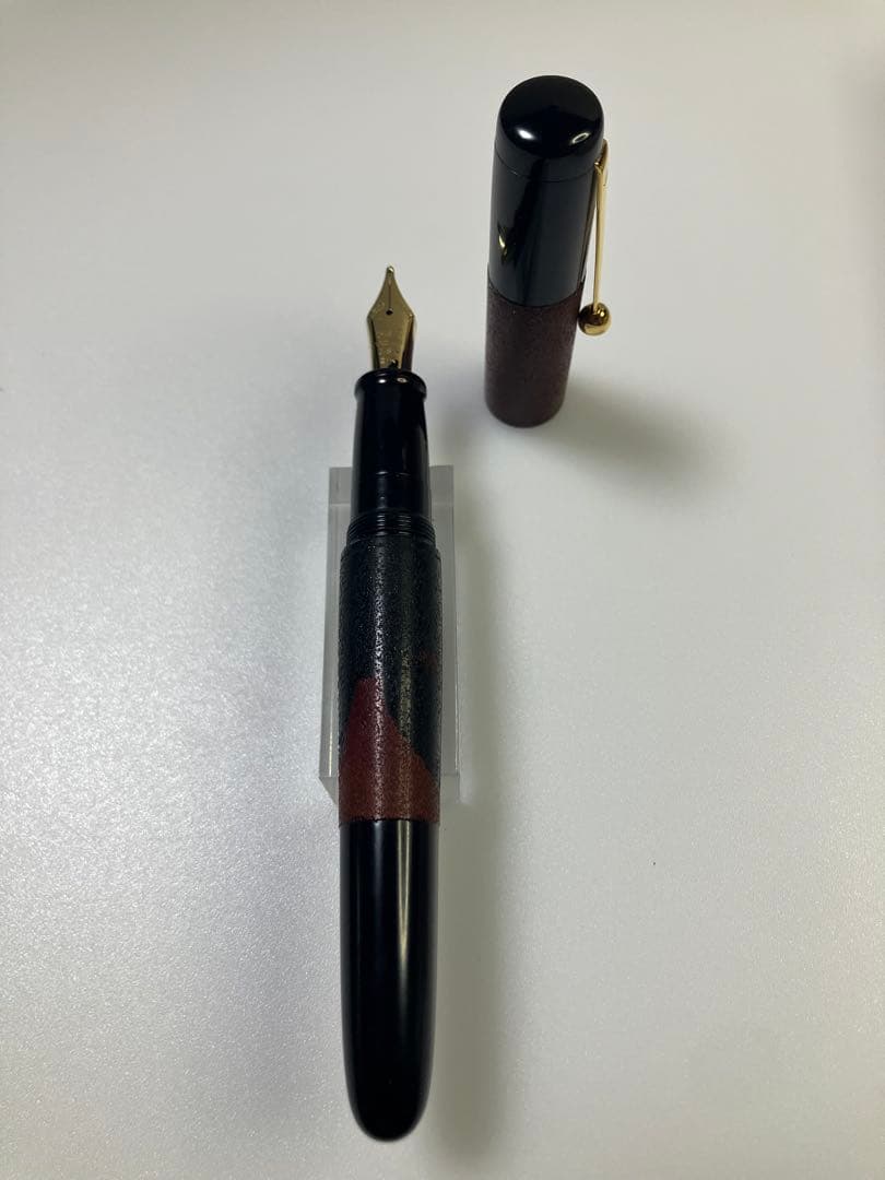 大橋堂　OHASIDO　乾漆塗仕上げ　赤富士　大型　B-nib　万年筆