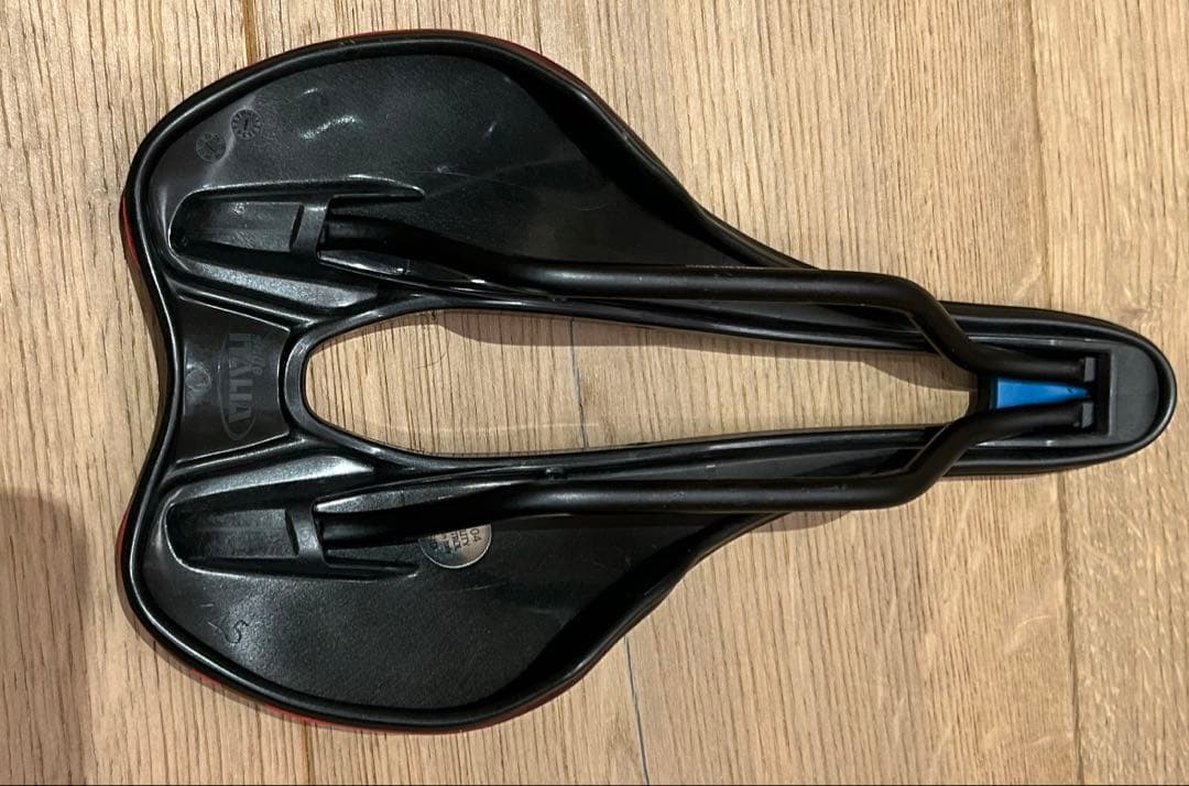 EdWonder X Selle Italia SLR Boost TMサドル