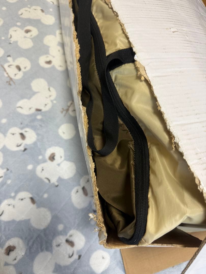 ホールアース　ハーフクーヘン　美品