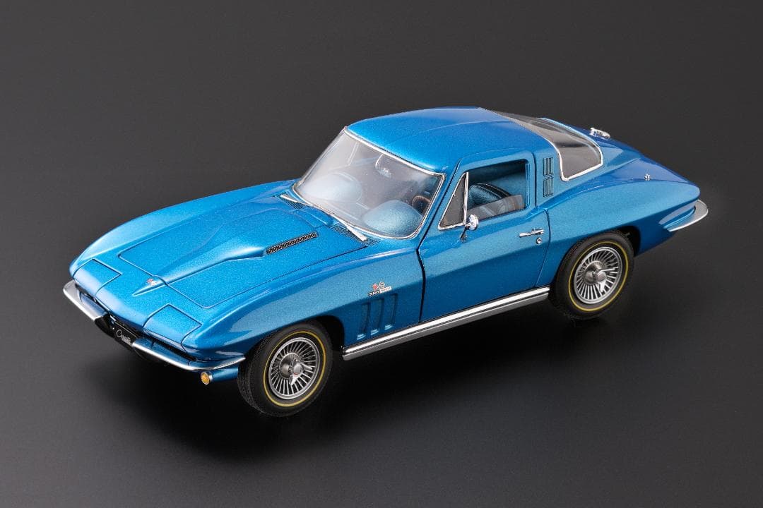 gmp CORVETTE Fastback 1965 1/18サイズ