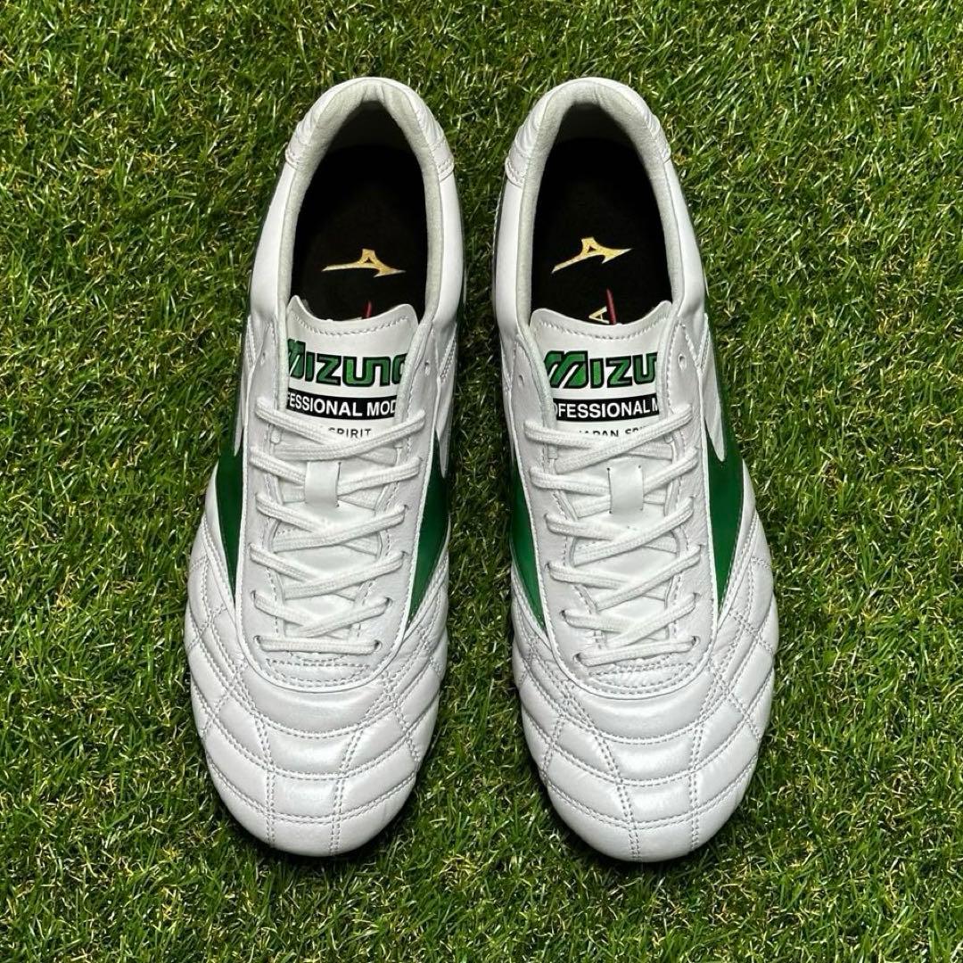 ミズノ　モレリア2ジャパン　ペイントカスタムモデル　26.5㌢