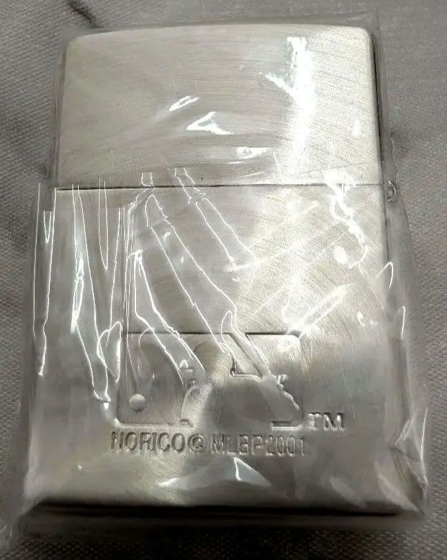 MLB イチロー シアトルマリナーズ Zippo 2001年 シリアルNOあり