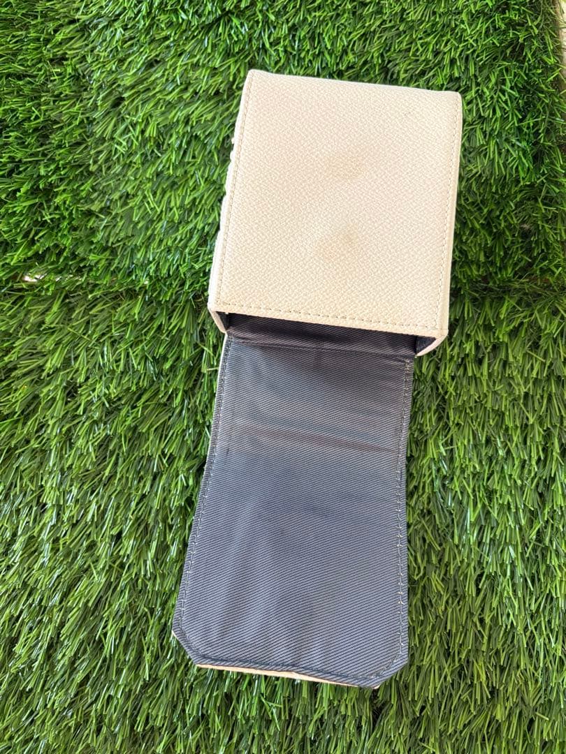 【超美品】G／FORE 距離計収納ケース ホワイト ゴルフアクセサリー 合成皮革