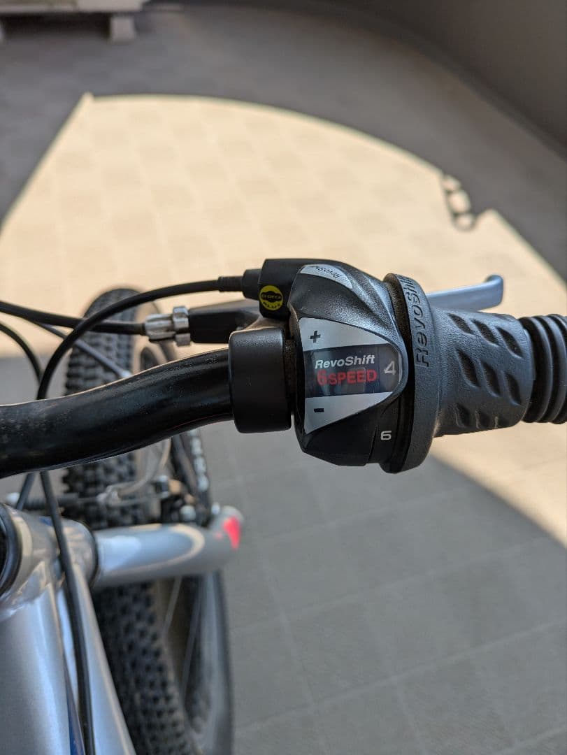 GT stomper Prime 20インチ キッズバイク【引き取り希望】