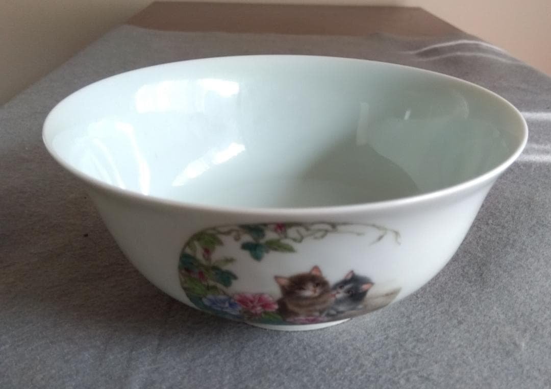 中國古陶磁器　景徳鎮窯　洪厚福先生：静遠堂製　微細描写猫４姿体椀