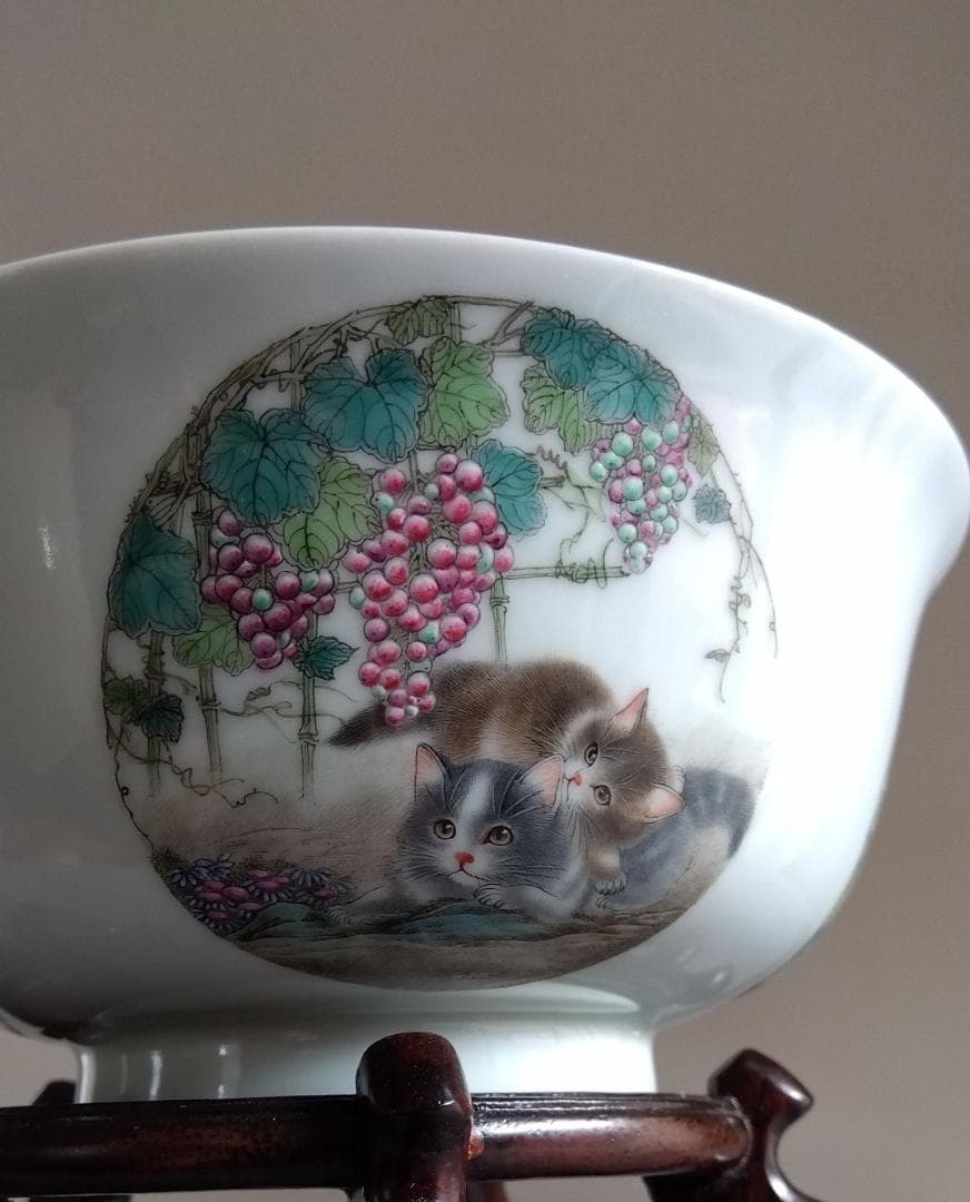 中國古陶磁器　景徳鎮窯　洪厚福先生：静遠堂製　微細描写猫４姿体椀