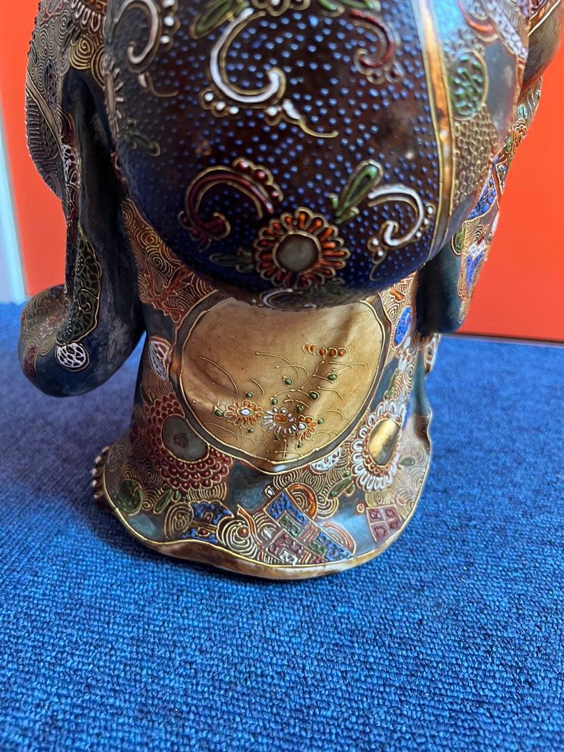 1067  九谷焼  色絵金襴手布袋像 置物  時代物