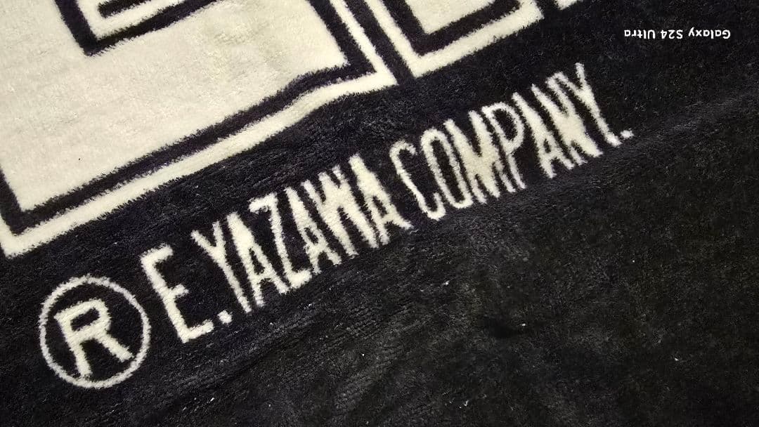 E.YAZAWA COMPANYロゴ タオル 黒地/白ロゴ 未使用