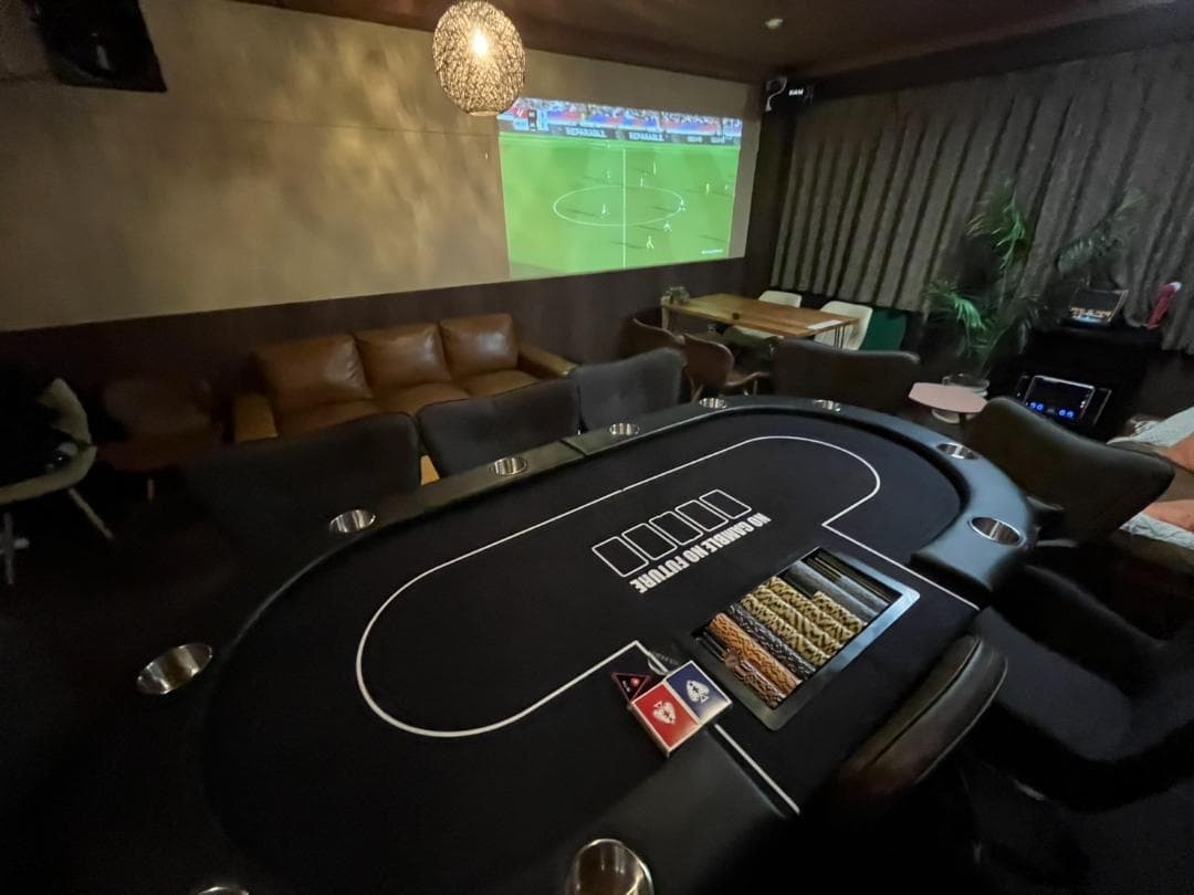 【新品】ポーカーテーブル レザー風 飲み物ホルダー付き　折り畳み可能