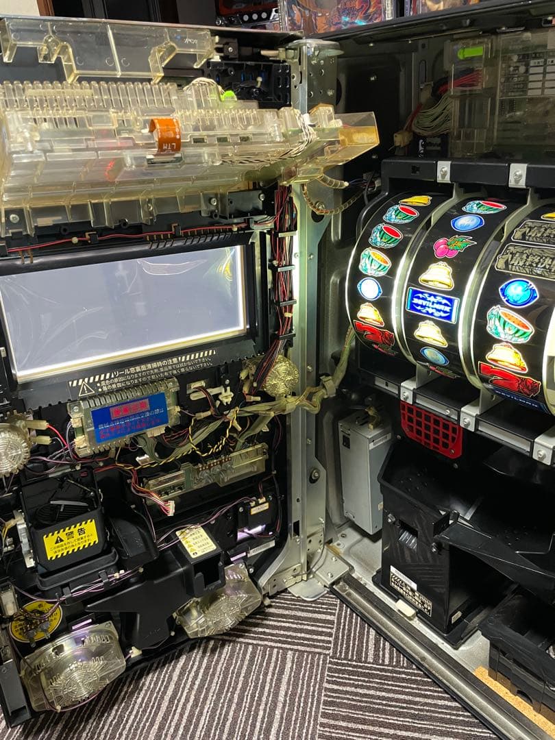【引き取り歓迎】パチスロ 実機 デビルマンⅡ