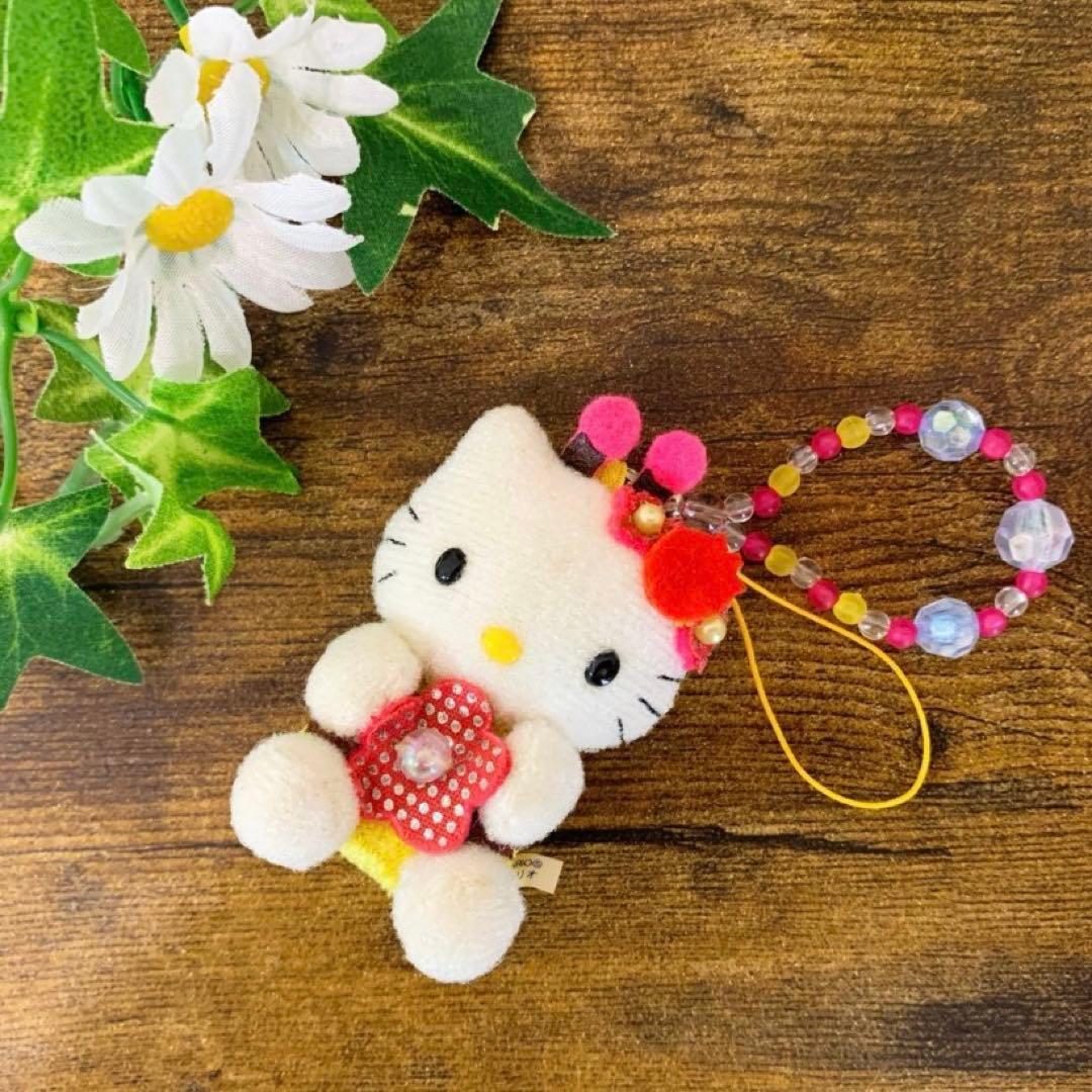 激レア　ハローキティ ミツバチ マスコットビーズ付き　キーホルダー ストラップ