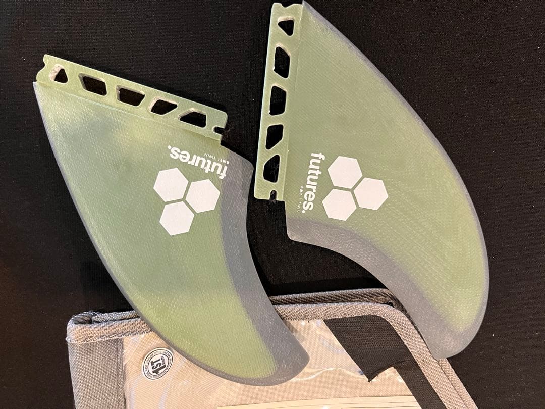 アルメリックＢＭＴツインフィン