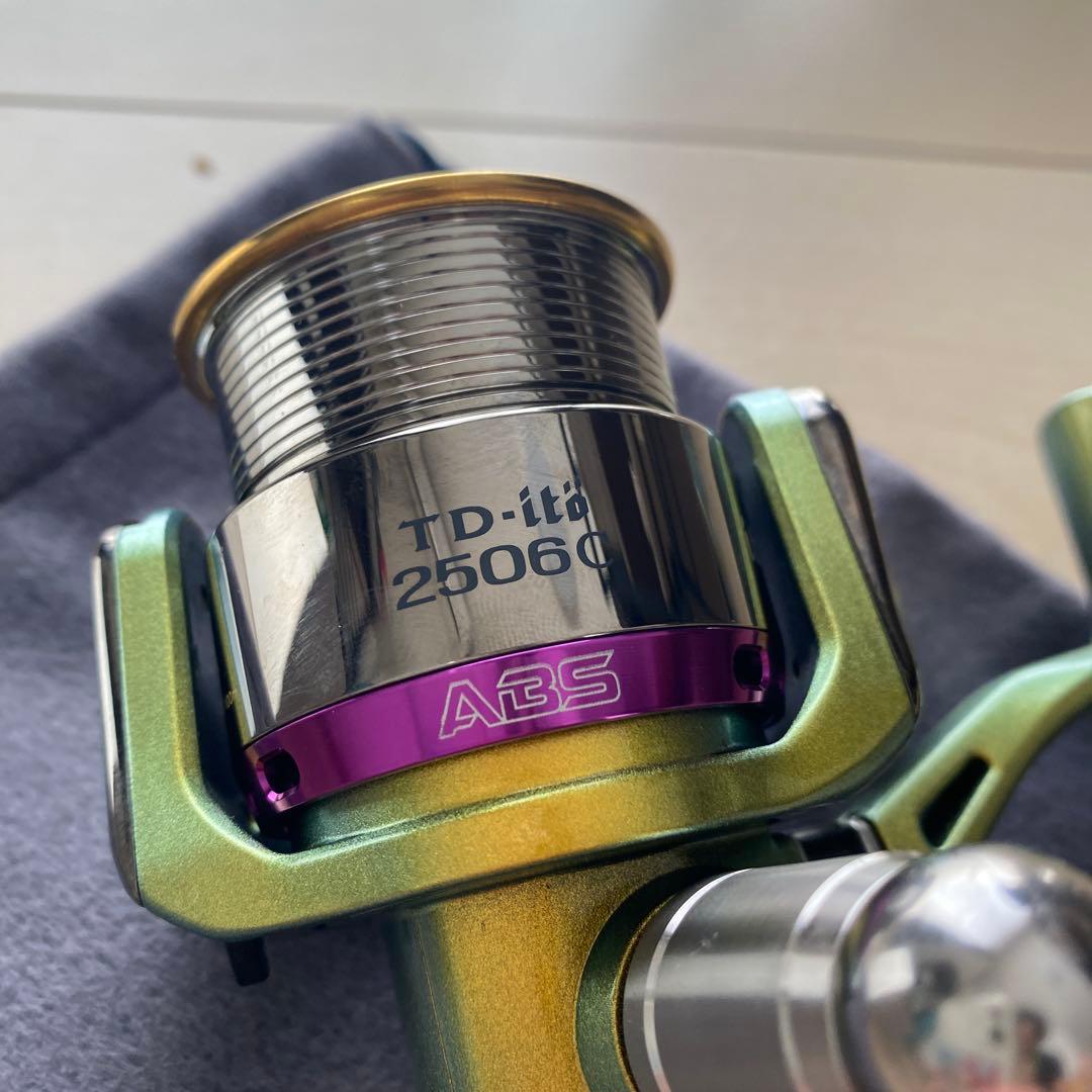 DAIWA TD-ito 2506C 鬼手仏心 Megabass