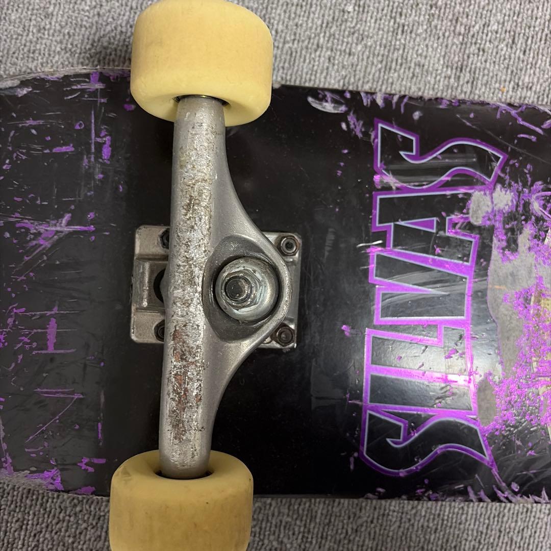 スケボーTHRASHER×PRIMITIVEデッキ 8インチ コンプリート