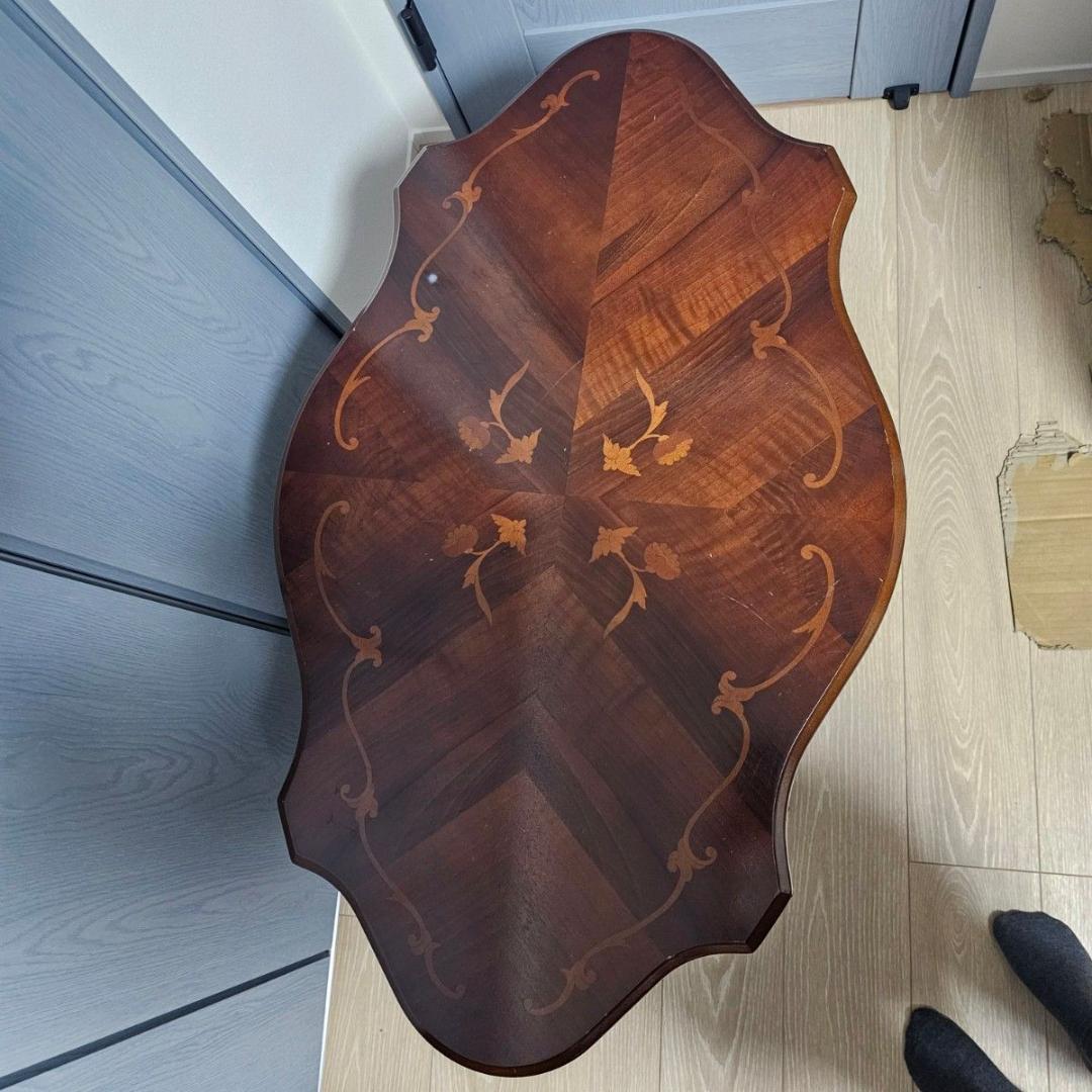 希少　優雅　イタリア　イタリー　テーブル　象嵌　猫足　茶色