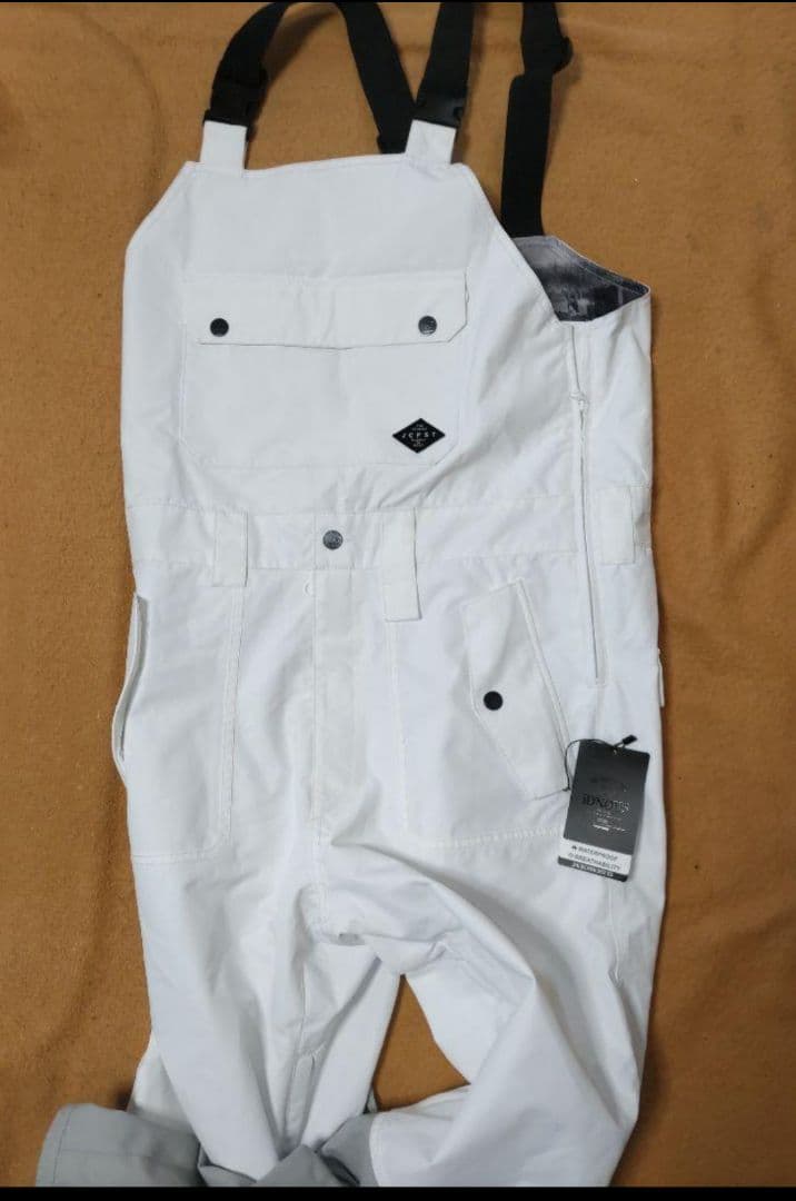 値下げ‼️新品タグ付保管品 ONYONE オンヨネ ジャックフロスト ビブパンツ