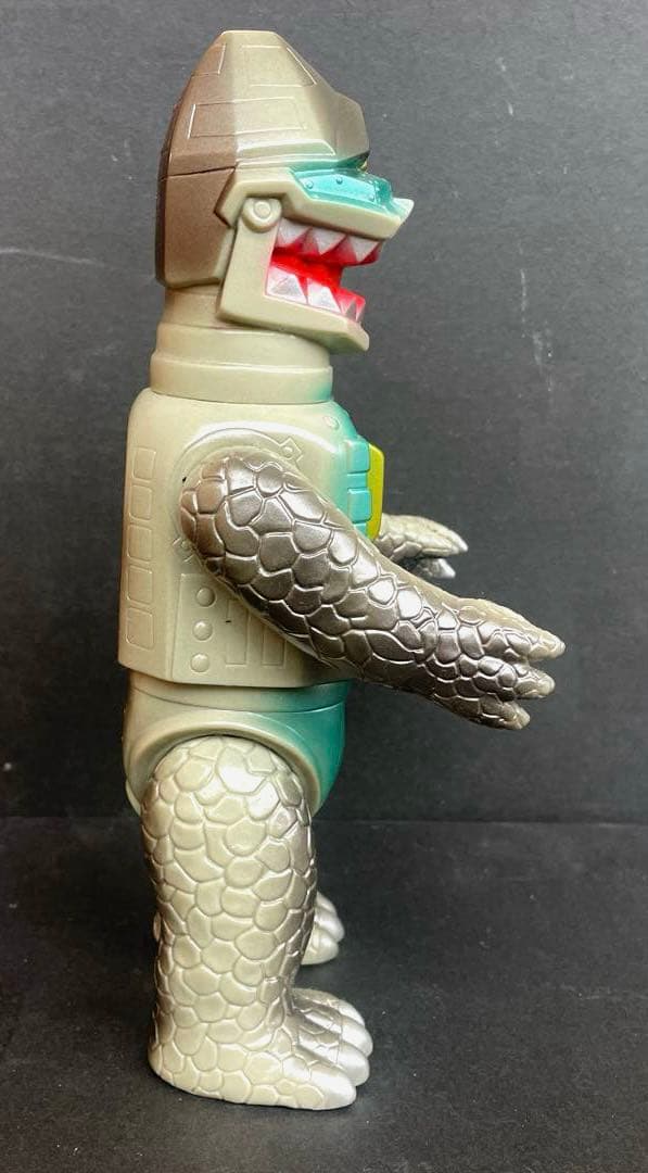 ガーガメル　サイボーグザゴラン　ソフビ　開封品