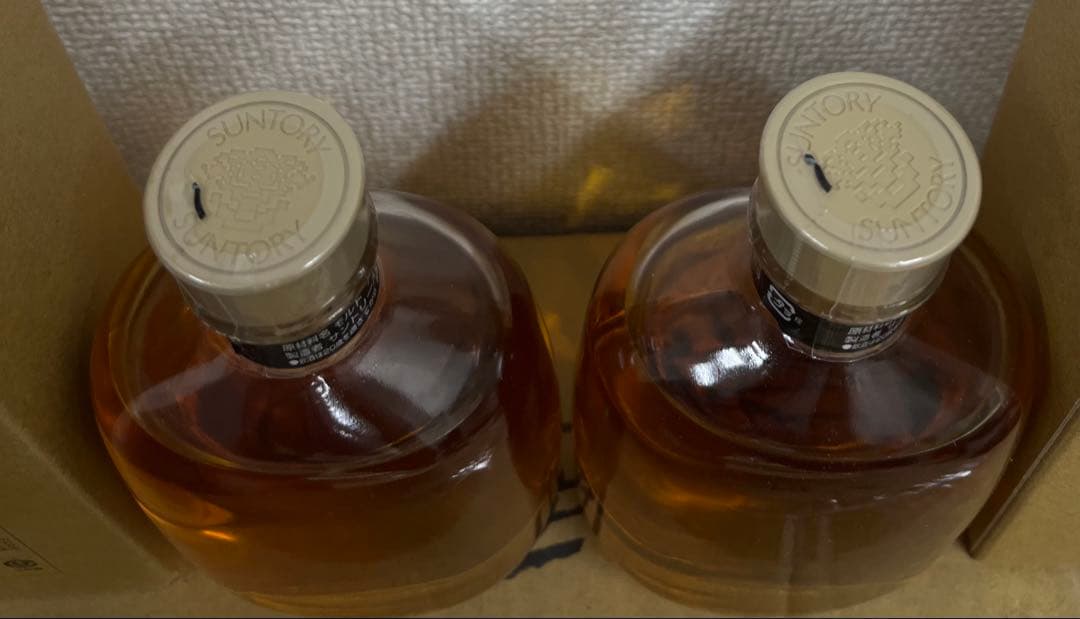 サントリー 白州蒸溜所限定シングルモルトウイスキー300ml 箱付き2本セット