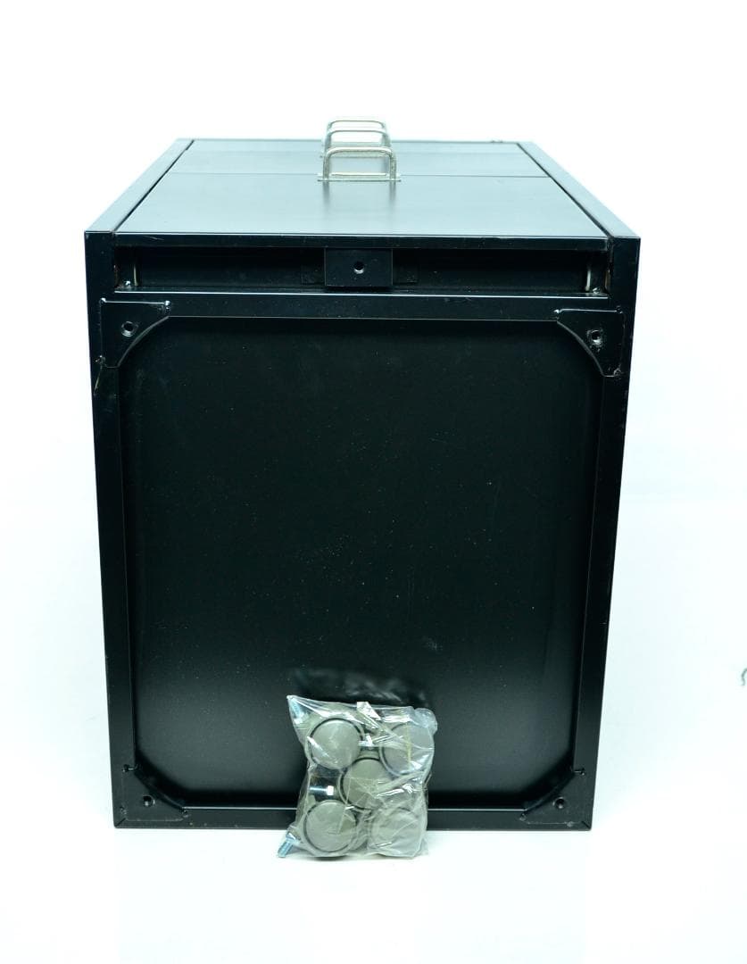 メタルキャビネット MCB-33K 鍵キャスター付金属製 オフィス 事務所 中古