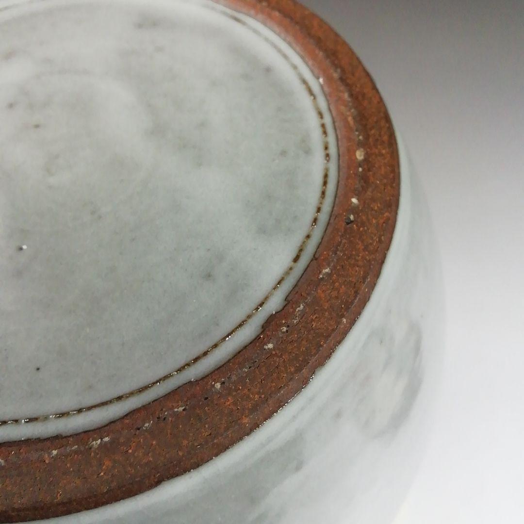 Ｗ１５２　水指　『赤絵　草花文』『文月和香 作』　共箱　茶道具