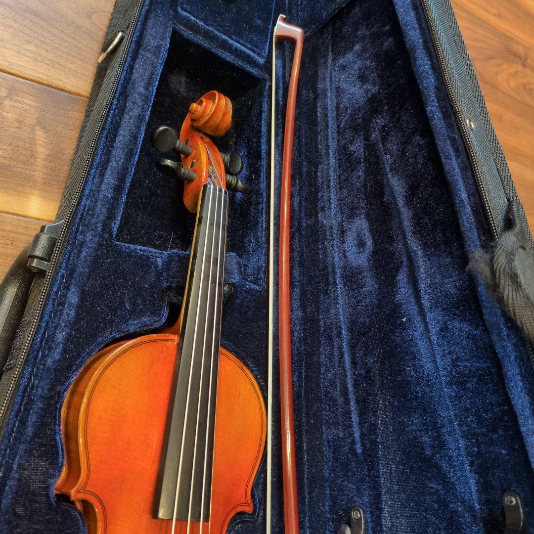 Suzuki バイオリン 1/8　No330　1980年製　弓、ケース付き