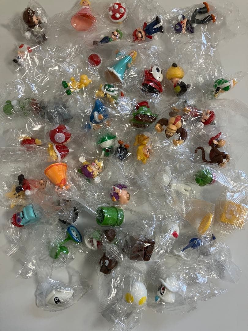 [新品] マリオ フィギュア 48体セット 1/3