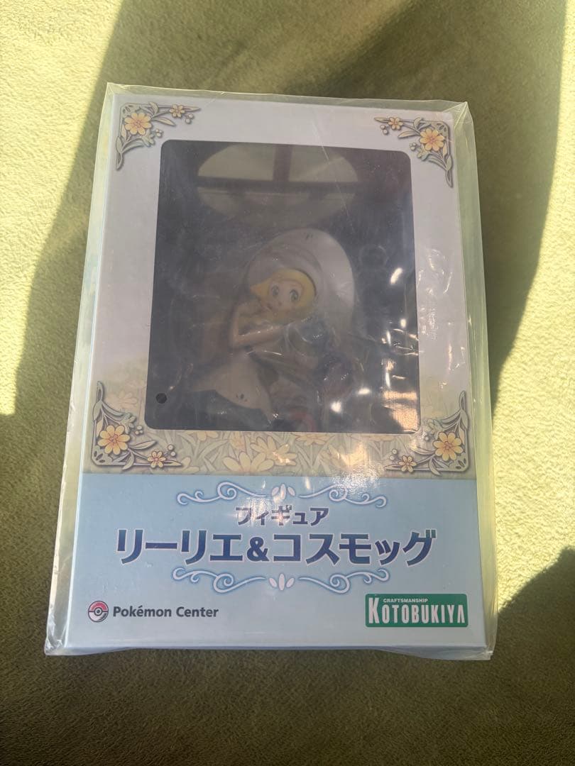 再販版　新品未開封 リーリエ&コスモッグ フィギュア