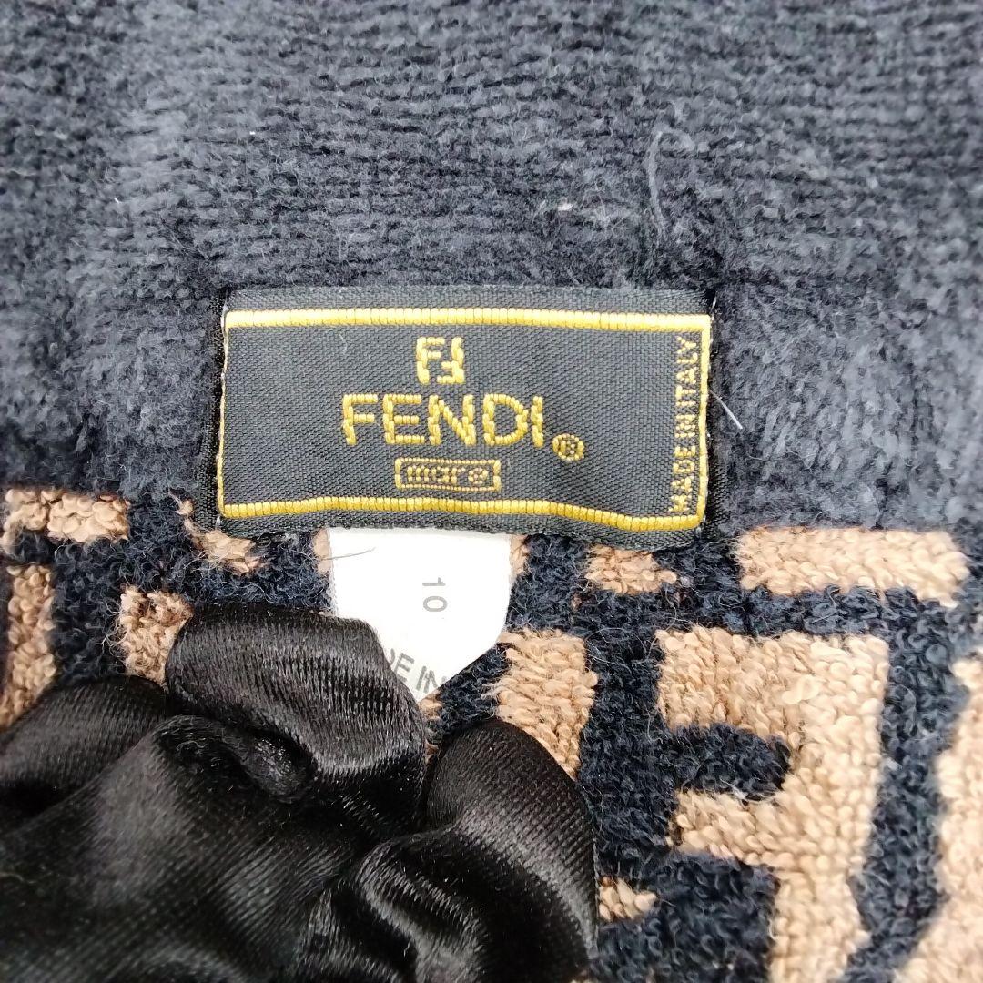 FENDI フェンディ ブランケット ひざ掛け 綿毛布 ズッカ柄