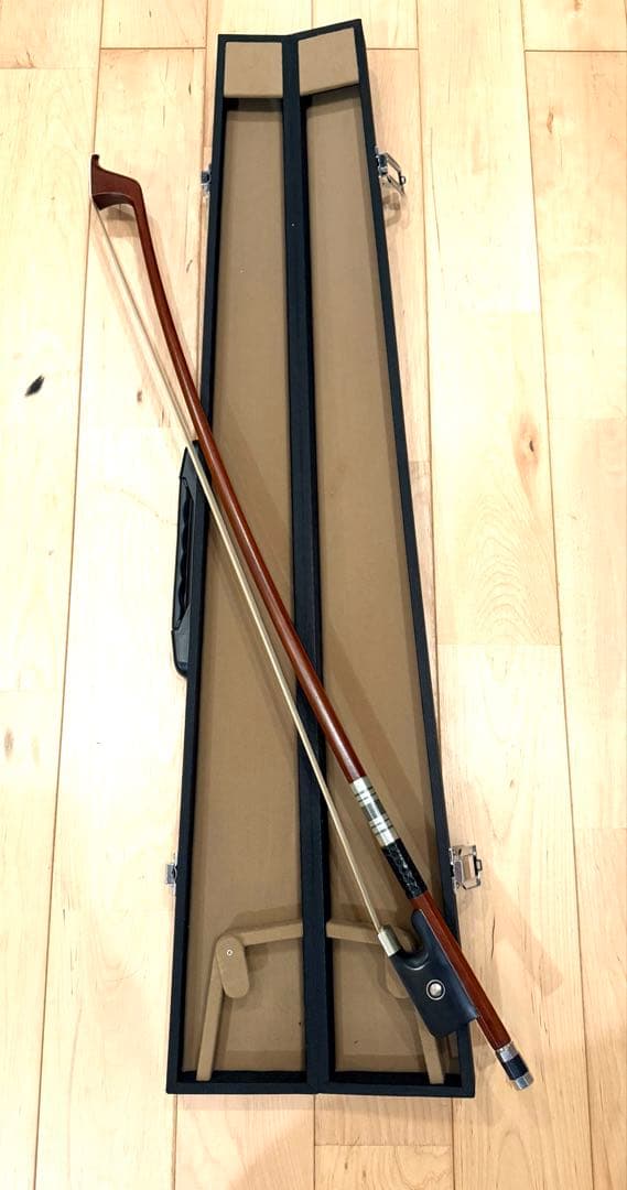 コントラバス　フランス式弓 木製 茶色 フランス、ドイツ両用ケース付き