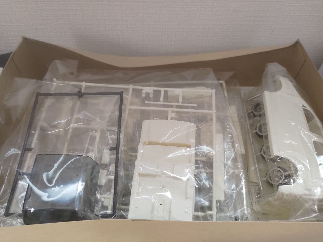 セット！トミカ缶、ワゴンRコレクション、清風名月、ワゴンR 100万台限定プラモ