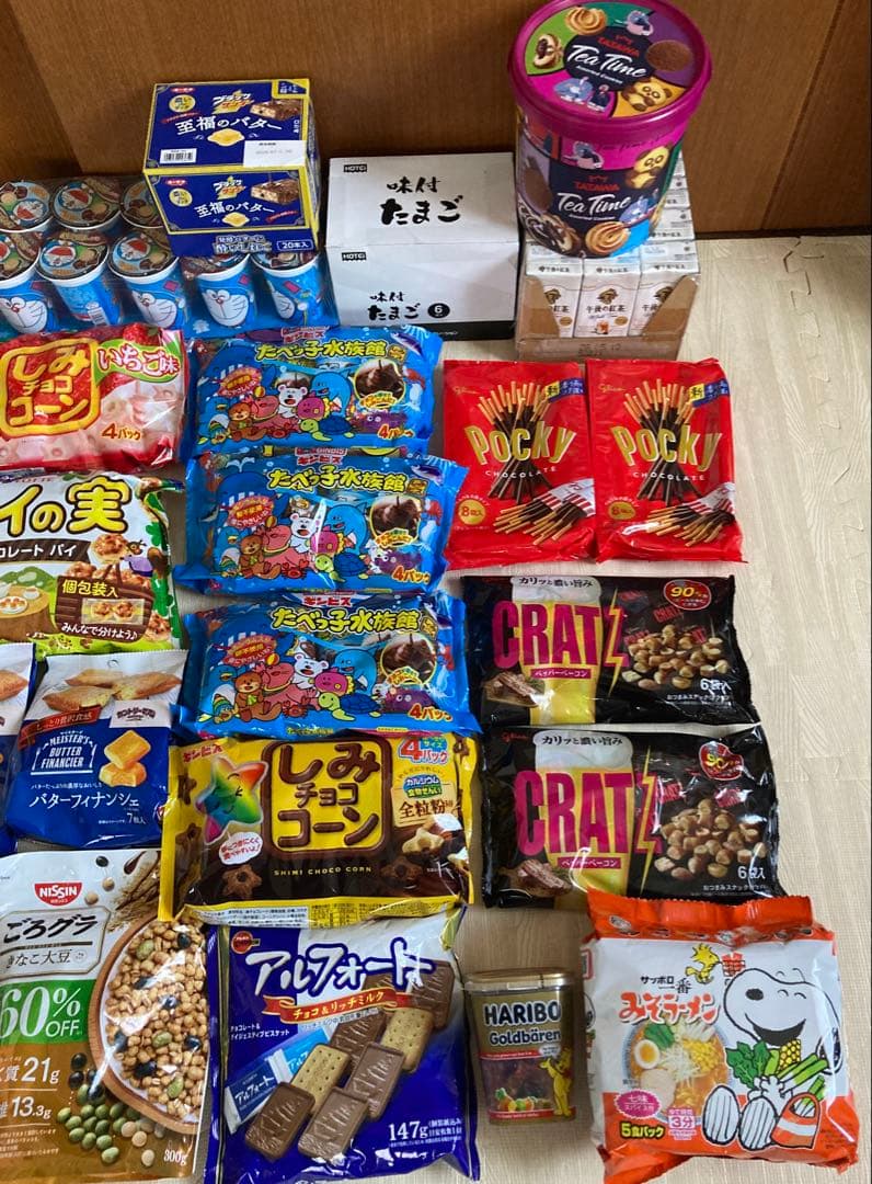 ③大容量お菓子詰め合わせ(18,500円相当)