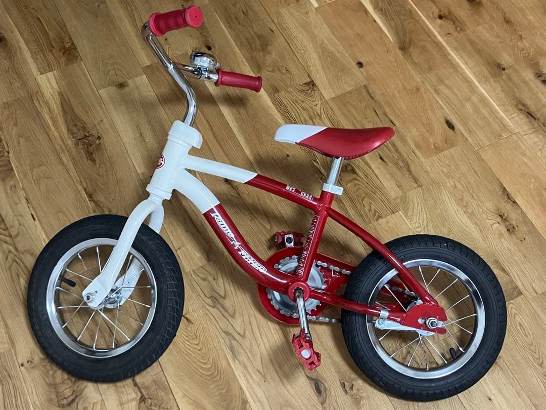 自転車本体 RADIOFLYER Classic 12\" Cruiser Model#837