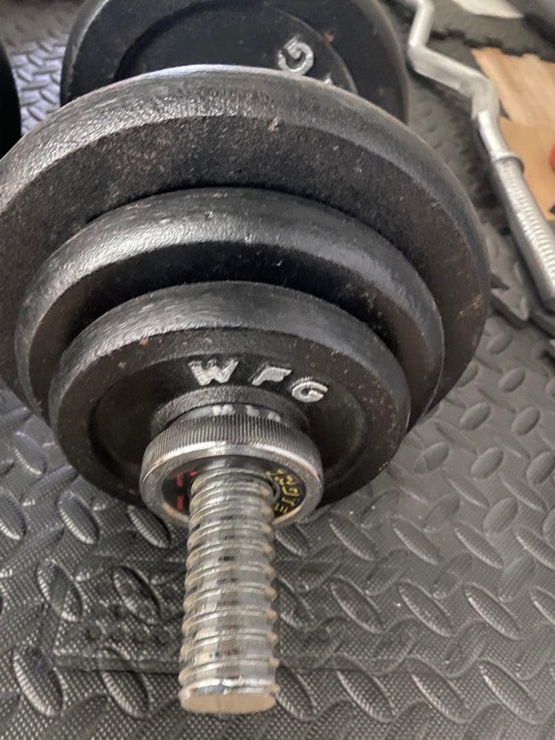 ダンベル 合計40キロ