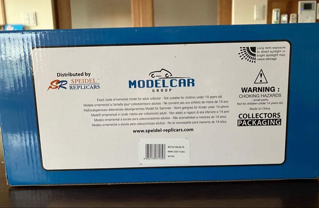  2002 Turbo 1:18 スケールモデルカー