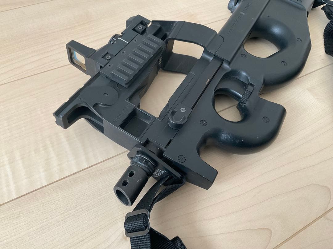 東京マルイ　電動ガン　P-90 スタンダード　現状