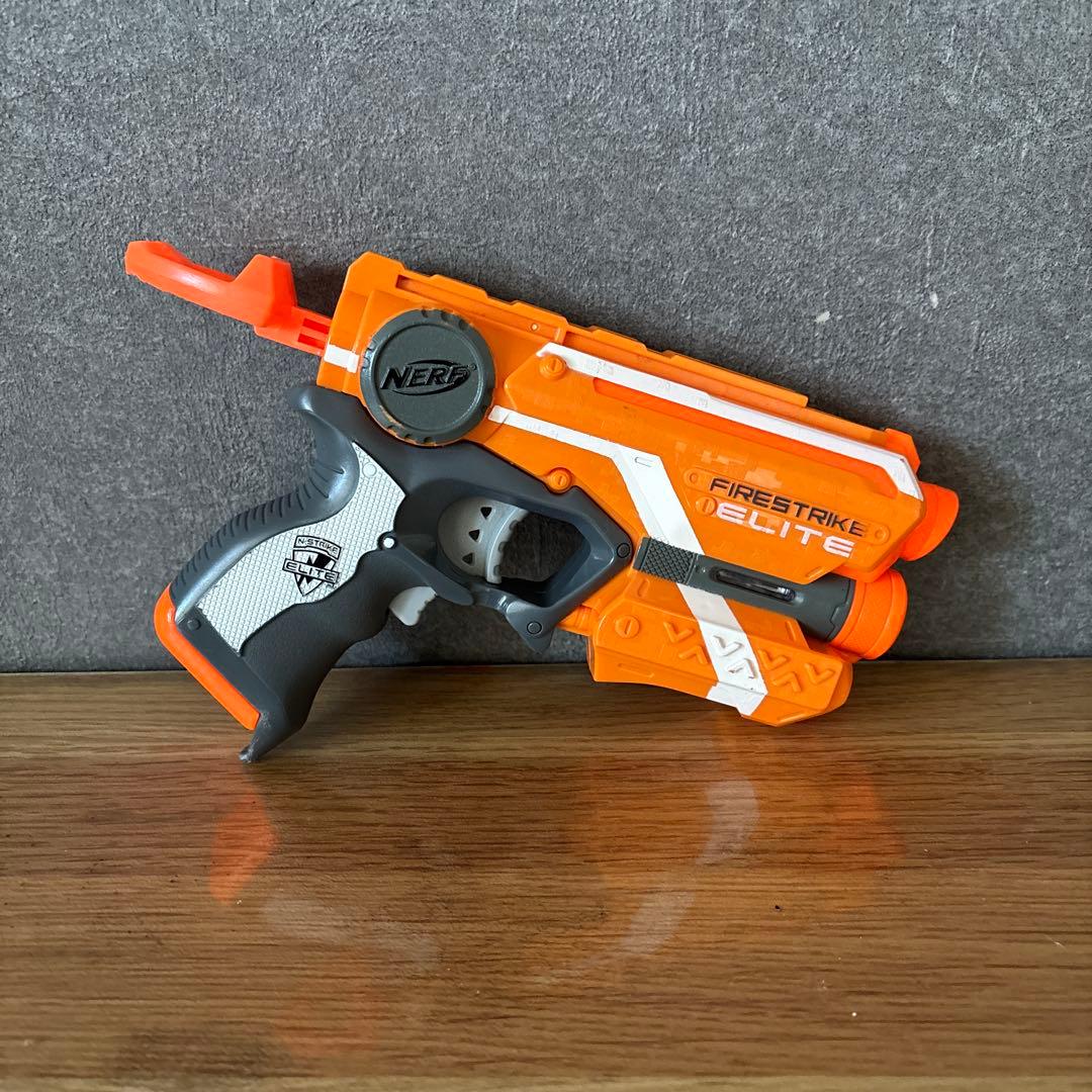 NERF ナーフまとめ売り 大量　ベスト　弾　チョッキ　トイガン