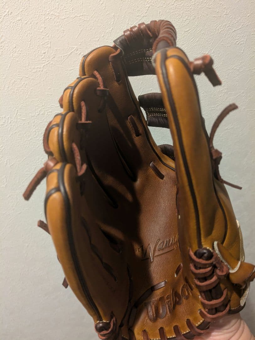 最終値下げ　ウイルソン軟式野球グローブ　左利き ムーキーベッツモデル