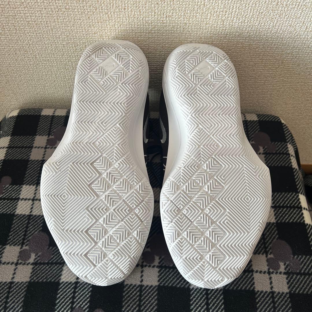 AIR ZOOM G.T.CUT ACADEMY2 EP ブラック/ホワイト