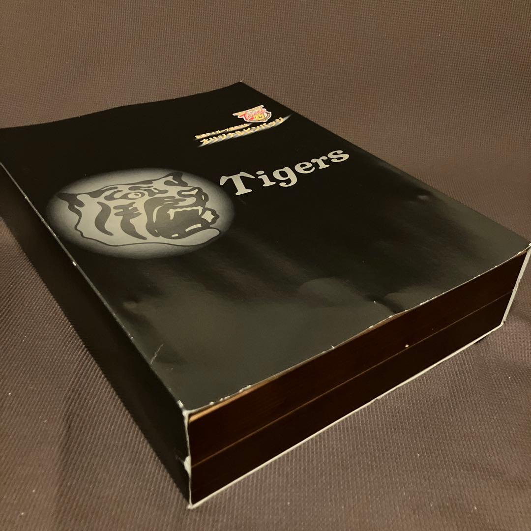 阪神タイガース 2005年　優勝記念ピンバッジ　joshin