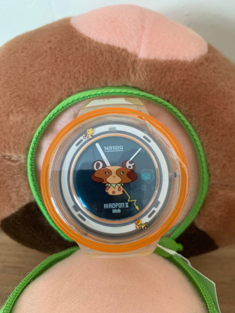 村上隆 ソーラー腕時計 DOBぬいぐるみ