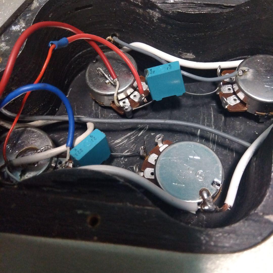 ゴールド エレキギター ！TOKAIレスポールタイプ…