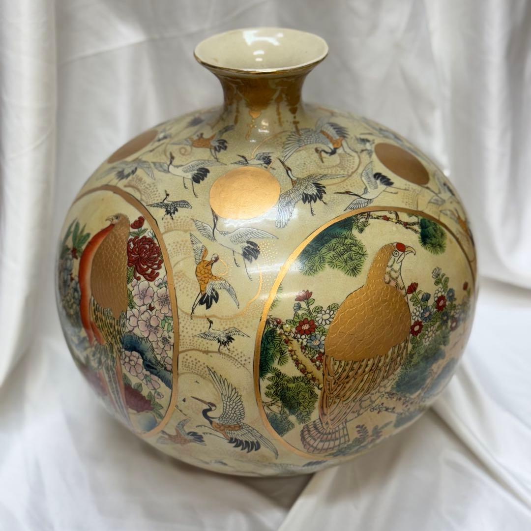 薩摩焼金襴飾壺　栄盛窯　瀧山作　金襴手花鳥　金彩　盛上　特大　壺　花瓶　郡鶴雲文