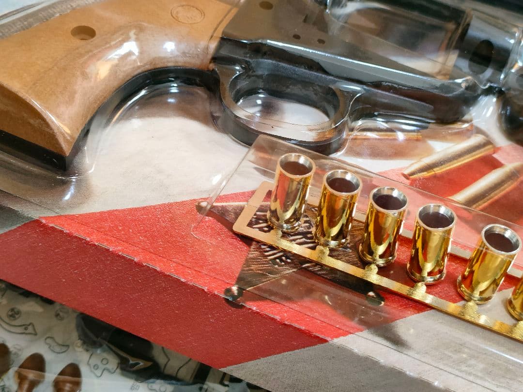 COLT single action ARMY 1:1スケールプラモデル