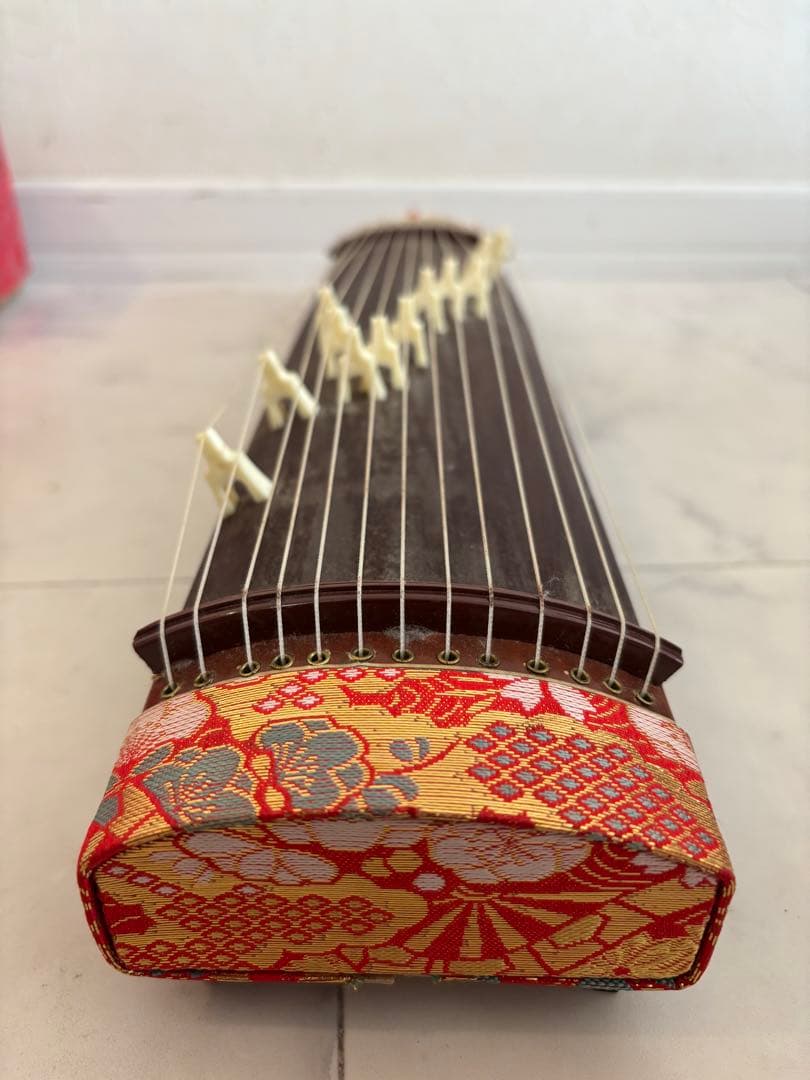 和楽器 ミニ琴 13弦 琴柱付き