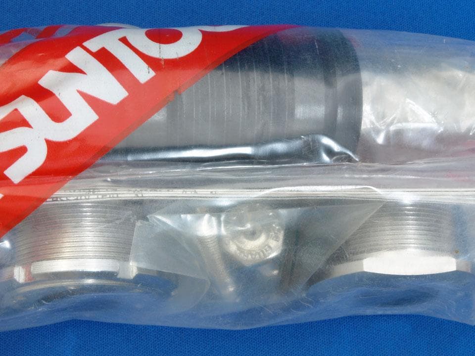 サンツアー（SunTour）ボトム ブラケット スクエアーテーパー 新品未使用品