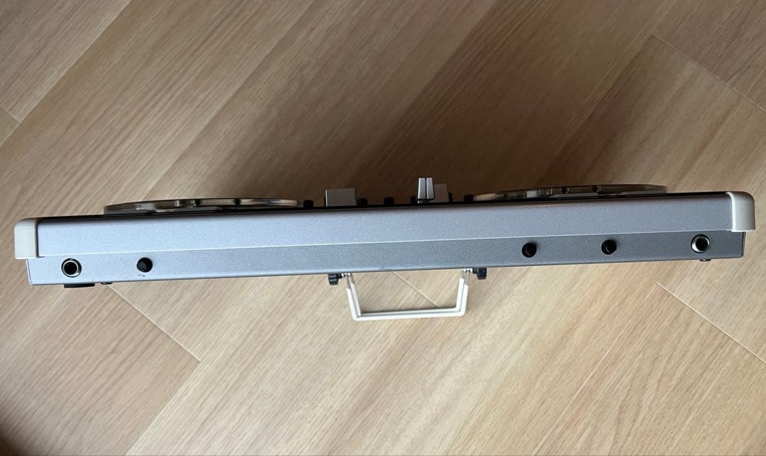 ⑥Vestax VCI-300 DJコントローラー