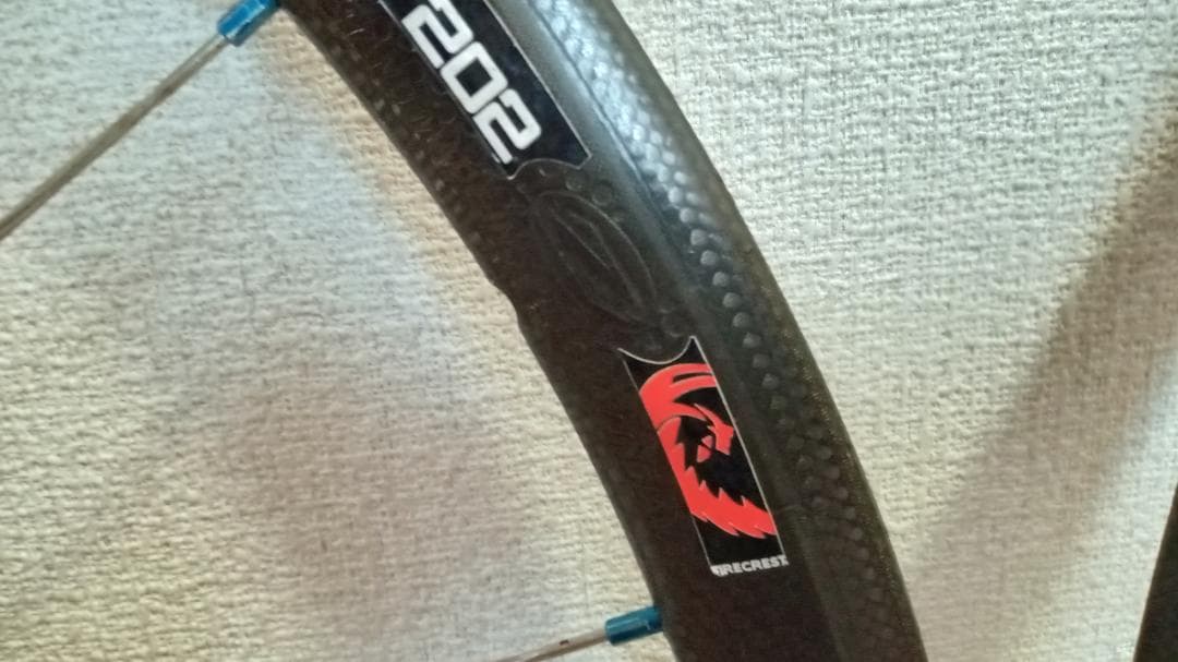 ZIPP 202 チューブラー/カーボンホイール