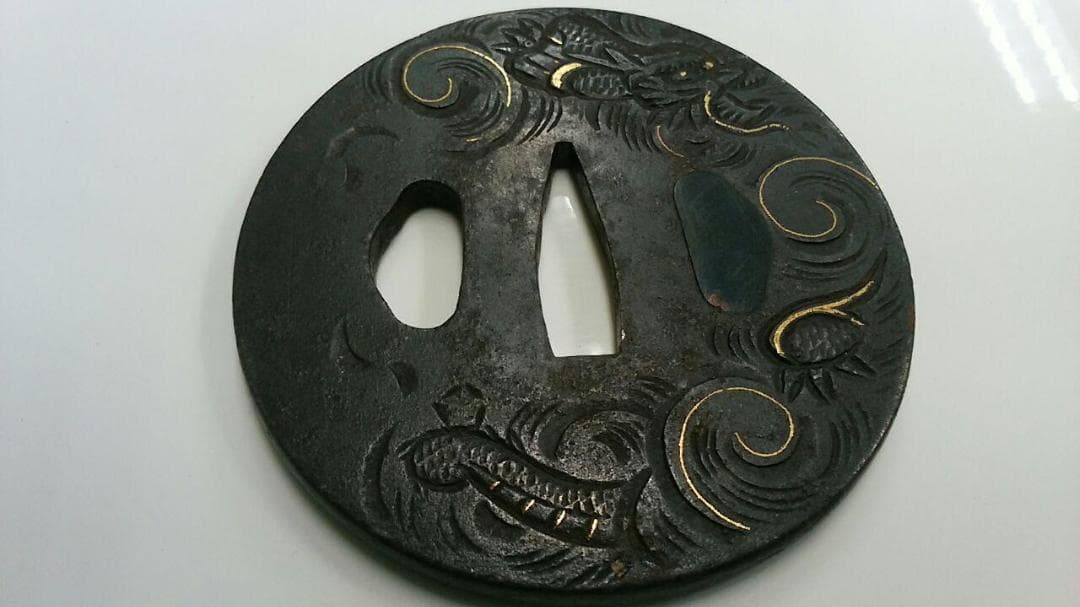 鍔：象嵌：鉄地