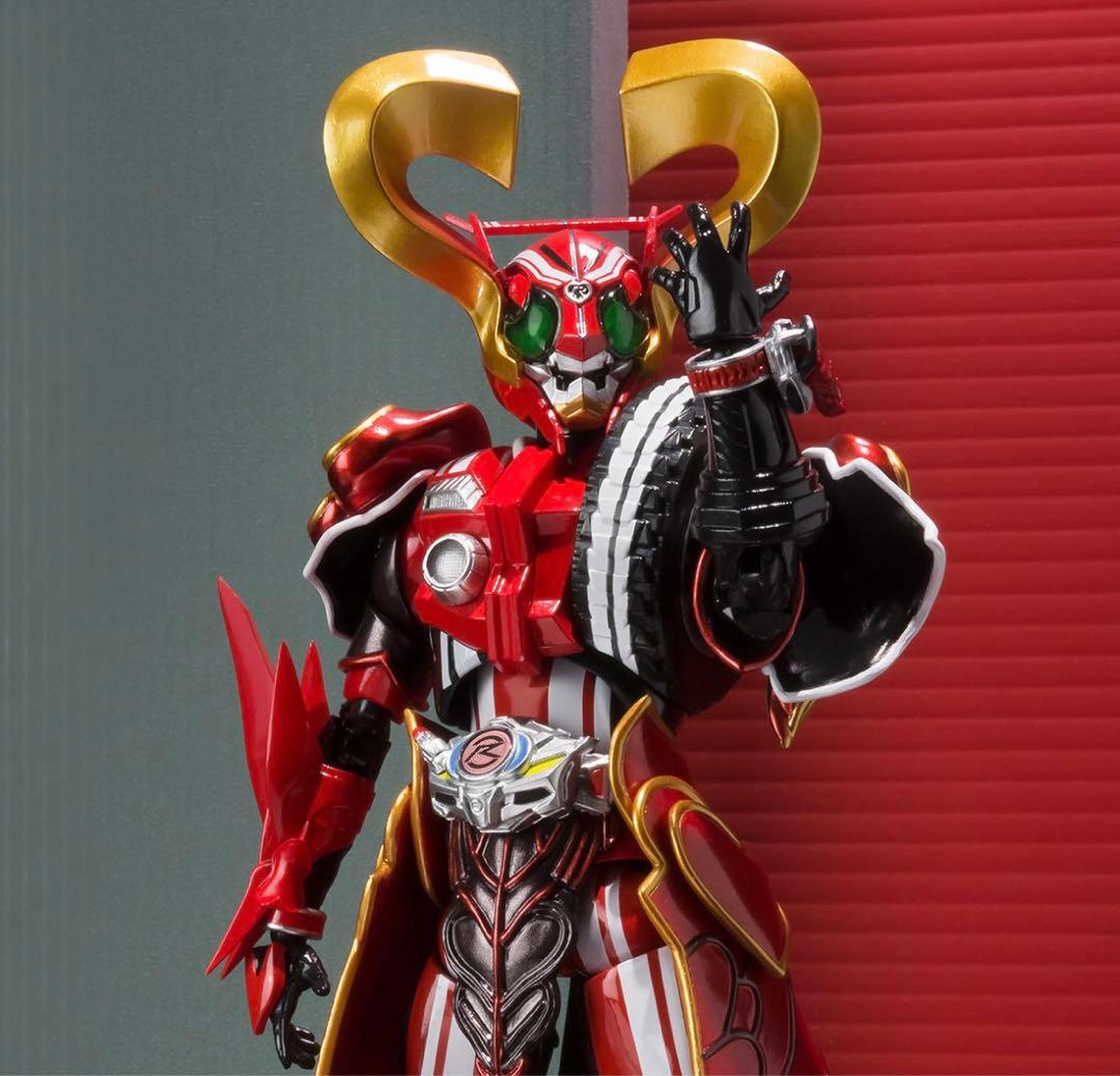 s.h.フィギュアーツ　仮面ライダーハート　魂ウェブ商店