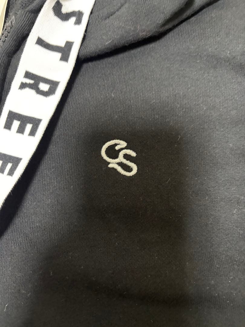 CUTIE STREET フルジップパーカー 黒